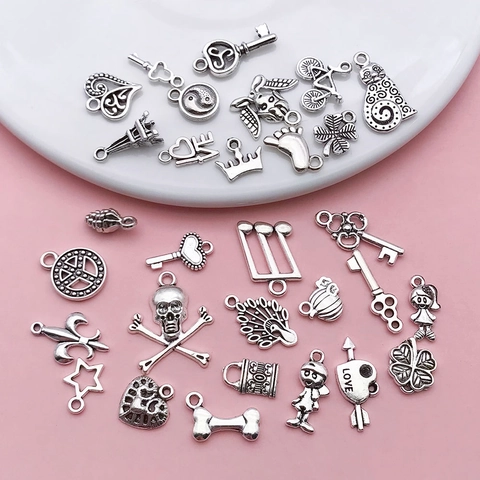 Antique Silver Zinc Alloy Pendant Collection For DIY Jewelry Making Vintage Heart Key Skull Charms For Necklace Bracelet