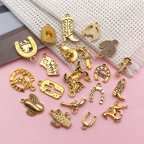 Antique Gold Western Cowboy Charms Zinc Alloy Cactus Horseshoe Revolver Poker Boots Hat Collection DIY Jewelry Making Pendant