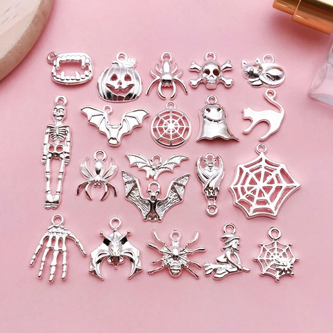 Halloween Alloy Pendants Charms For DIY Jewelry Making Spider Bat Ghost Pumpkin Witch Skeleton Silver Tone Finding Accessories