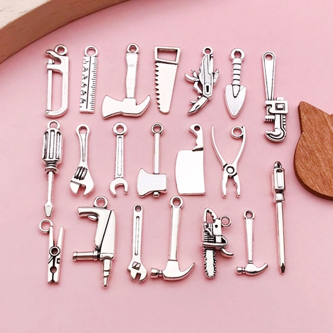 Antique Silver Alloy Mini Hardware Tools Charms Hammer Wrench Axe Screwdriver Saw For DIY Jewelry Making Keychain Pendant Findings
