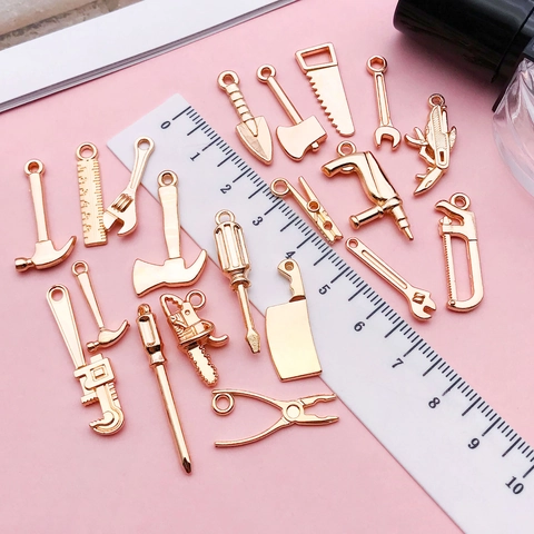 DIY Alloy Jewelry Accessories Mini Tool Charms Hammer Axe Saw Wrench Pendants For Necklace Bracelet Jewelry Making Gold