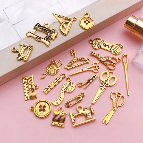 Vintage Gold Alloy Sewing Tool Pendants Set For DIY Jewelry Making Sewing Machine Scissors Yarn Ball Buttons Accessories