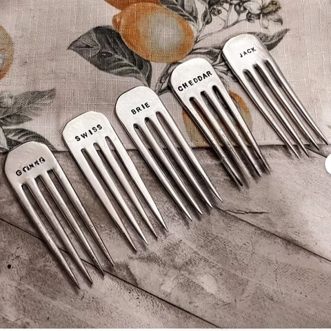 Vintage Alloy Metal Cheese Markers Set Silver Engraved Cheese Label Picks For Charcuterie Board Party Kitchen Dining Table Decorations