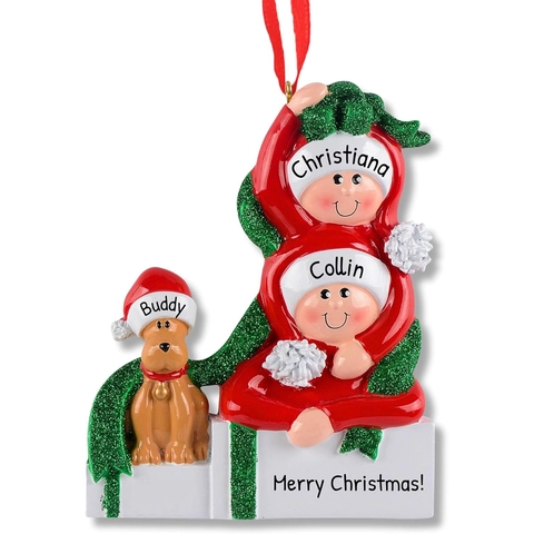 Ornamento Natalizio in Resina Coppia E Cane per Albero Decorazione Festiva per la Casa Dipinto a Mano Stampato Regalo