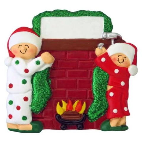 Pendente di Natale in Resina Famiglia di Pupazzi di Neve Scena del Camino Con Calze Glitterate Fai-da-Te Decorazione