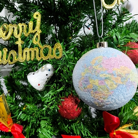 Weihnachtsdekoration Kugel Erdball Muster Bedruckt Kunststoff Aufhänger Für Weihnachtsbaum Feiertag Party Heim Dekoration