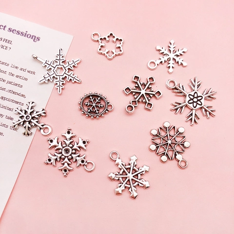 Antique Silver Zinc Alloy Snowflake Star Pendants For DIY Necklace Bracelet Making Christmas Holiday Jewelry Charms Accessories