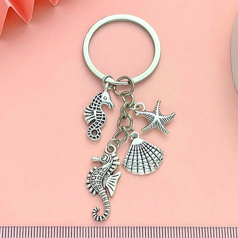 Vintage Silver Zinc Alloy Ocean Keychain With Seahorse Shell Starfish Pendant Decorative Bag Charm For Women Accessories