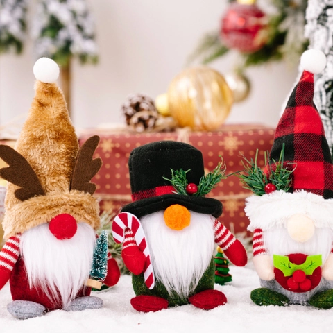 Gnome de Noël Nordique Peluche Poupée Vieil Homme de la Forêt Ornement Chapeau Plaid Rudolph Cornes de Renne Décoration de Table Maison
