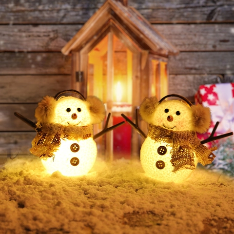 Pupazzo di Neve Luminoso di Natale Statuetta LED Peluche Feltro Ornamento Con Sciarpa Braccia di Rami Decorazione da Tavolo Regalo