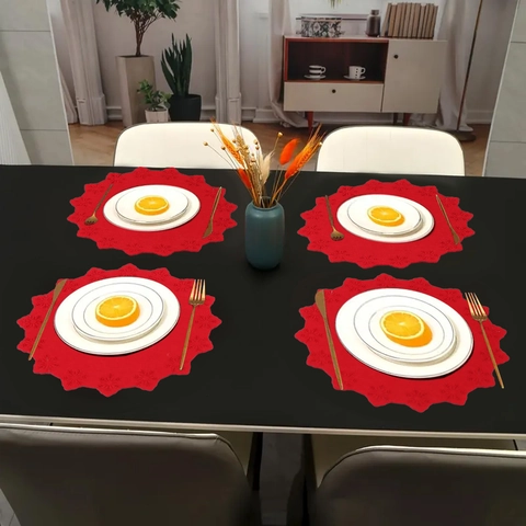Tovagliette in Tessuto Rosso con Motivo a Fiocco di Neve per San Valentino Sottopiatti Rotondi Intagliati per Cena di Coppia Matrimonio