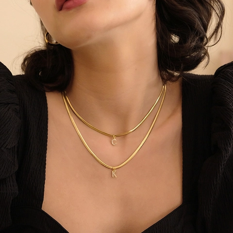 Fashion Stainless Steel Initial Letter Pendant Necklace For Women Gold Plated Snake Chain Rhinestone Inlaid Jewelry Gift