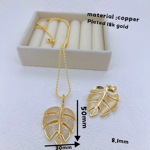 Monstera Leaf Pendant Necklace Copper 18K Gold Plated Zirconia Tropical Plant Luxury Jewelry Gift For Women