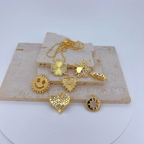 Pendentif en Cuivre Plaqué Or Zirconia Minimaliste Géométrique Sourire Cœur Trèfle Soleil Pendentif Seul Sans Chaîne Pour Femme Bijoux De Mode