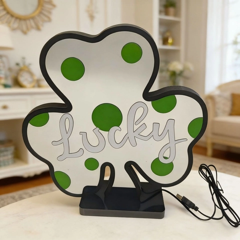St Patrick's Day Clover LED Night Light Infinity Mirror Lucky Shamrock Green Neon Lamp USB Desk Light For Party Decor