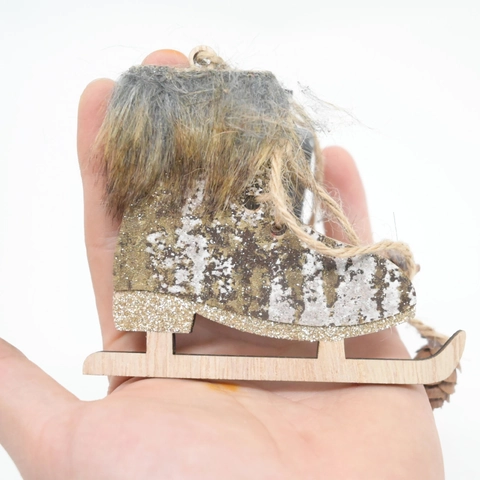 Decorazione Natalizia Da Appendere A Forma Di Pattino In Legno Rustico Con Bordo In Pelliccia Sintetica Pigne Glitter Per Albero Di Natale