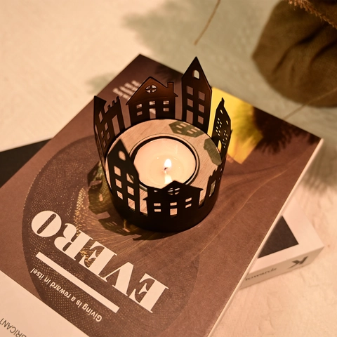 Hollow Nordic Architectural House Metal Candle Holder Iron Art Decorative Tealight Stand For Tabletop Christmas Wedding Home Decor