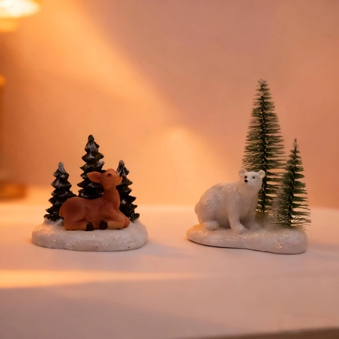 Weihnachten Miniatur Harz Ornament Eisbär Rentier Kiefer Schnee Basis Glitzer Festliche Heim Desktop Dekorative Skulptur