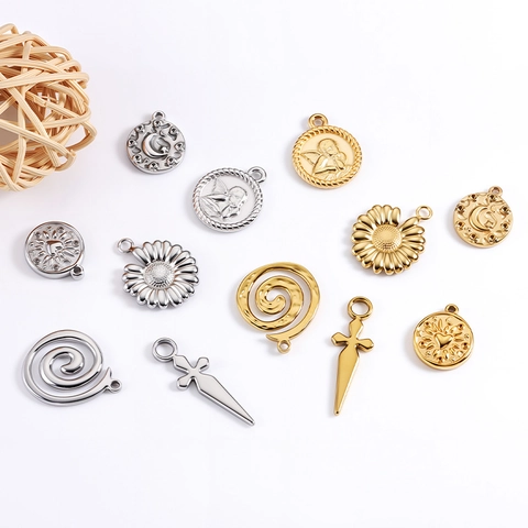 Stainless Steel DIY Pendants For Jewelry Making Angel Heart Moon Daisy Spiral Shape Gold Silver Plated Necklaces Bracelets Accessories