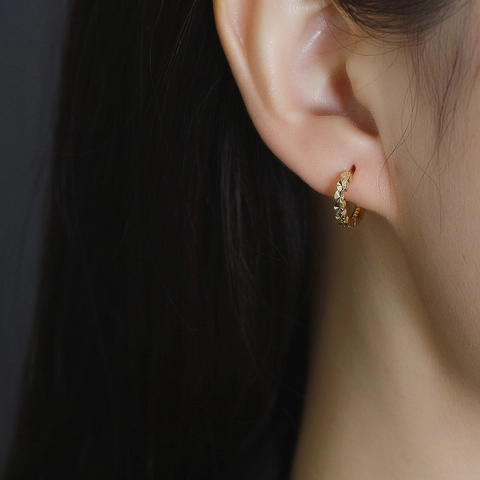 Pendientes de Aro de Plata de Ley 925 para Mujer Minimalista Corte de Diamante Patrón de Estrellas Oro Plata Joyería de Moda