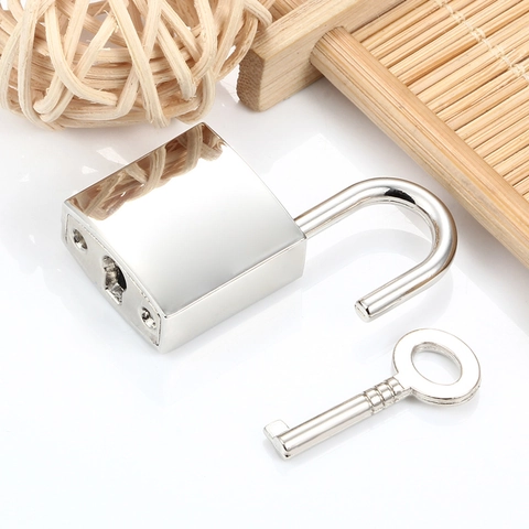 Mini Alloy Lock And Key Pendant Set Silver Polished Electroplated Padlock Jewelry Findings For DIY Necklace Bag Charm
