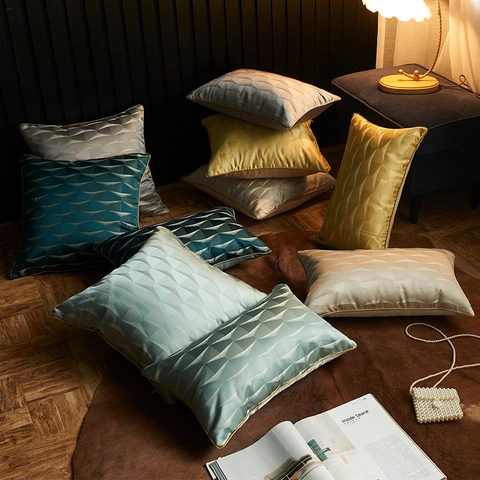 Luxus Europäischer 3D Geometrisches Dreieck Jacquard Kissenbezug Mit Goldpaspel Satin Deko Kissenhülle Für Sofa Zuhause