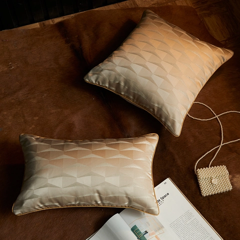 Luxus Europäischer 3D Geometrisches Dreieck Jacquard Kissenbezug Mit Goldpaspel Satin Deko Kissenhülle Für Sofa Zuhause