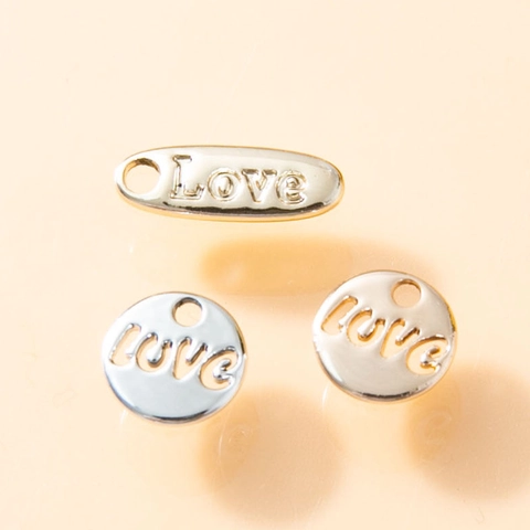 Colgantes DIY de Aleación con Letra Love Hueca para Hacer Joyas Oro Plata Pequeños Dijes Galvanizados para Collar Pulsera