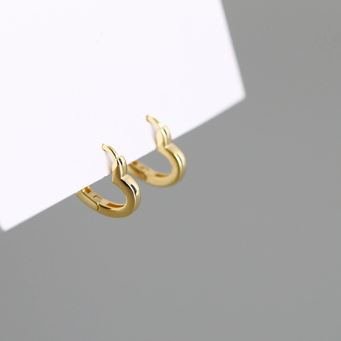 Messing Vergulde Hart Oorbellen Minimalistisch Glad Geometrisch Liefde Huggie Oorbel Voor Vrouwen Mannen Dagelijkse Mode Sieraden