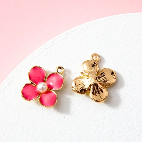 Süße Emaille Blumenanhänger Aus Legierung Mit Kunstperle Blumen DIY Schmuckzubehör Für Armbänder Und Halsketten
