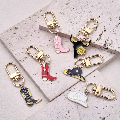 Western Cowboy Style Zinc Alloy Enamel Keychain Vintage Boot Hat Bull Head Pendant Bag Charm For Women Men Jewelry Gift