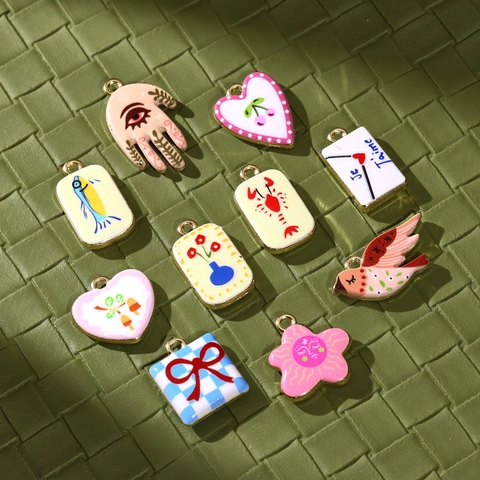 Vintage Hand-Painted Alloy Enamel Charms For Jewelry Making DIY Pendant Findings Cute Animal Floral Heart Shape Pendants