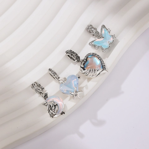Meersalzblaue Legierung Irisierende Strass Anhänger Schmetterling Herz Mond Großlochperlen Für DIY Armband Halskette Damen Schmuck