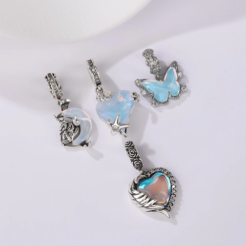 Meersalzblaue Legierung Irisierende Strass Anhänger Schmetterling Herz Mond Großlochperlen Für DIY Armband Halskette Damen Schmuck