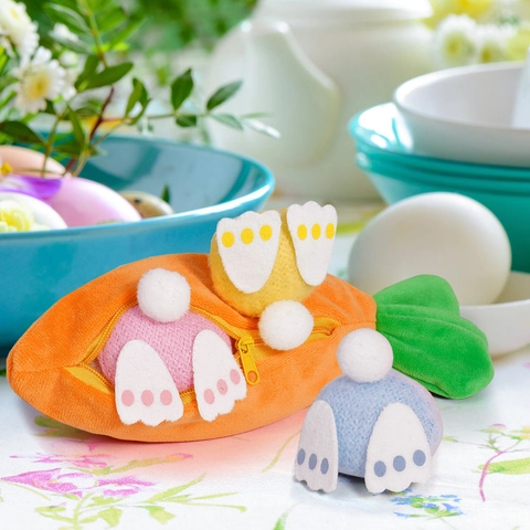 Pochette À Fermeture Éclair En Peluche Carotte De Pâques Avec Mini Lapins En Peluche Colorés Décoration De Bureau