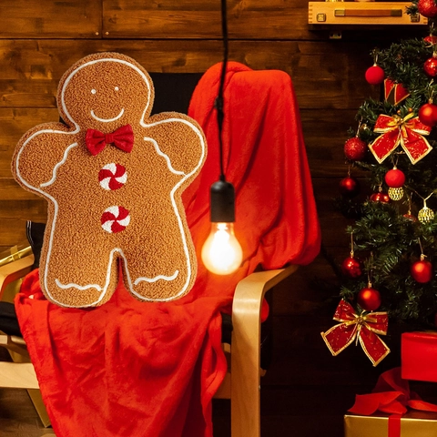 Coussin en Peluche Bonhomme de Pain d'Épices de Noël Polyester Doux Dessin Animé Bonhomme Biscuit Coussin Décoratif pour Maison