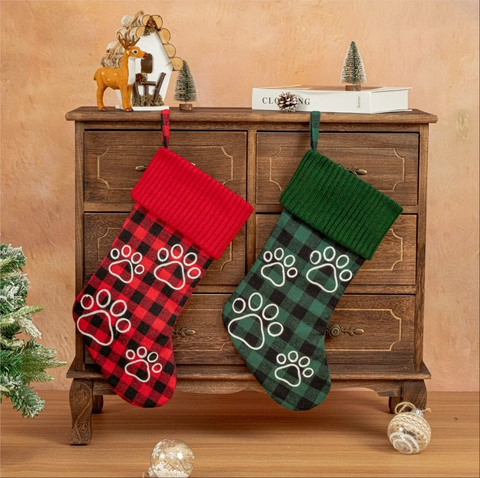 Large Buffalo Plaid Christmas Stocking With Pet Paw Print Embroidered Knit Cuff Plaid Hanging Christmas Stocking Decoration
