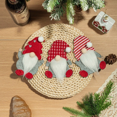 Set di Portaposate Gnomo di Natale Fatto a Mano in Tessuto Gnomo Senza Volto Decorazione da Tavola per Festa di Natale Cena Ornamento Natalizio