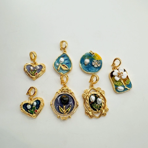Vintage 18K Gold Plated Enamel Artificial Pearl Pendant Only For DIY Jewelry Making Flower Heart Baroque Starry Sky Style Charms Accessories