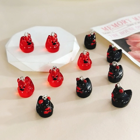 Ciondoli in Resina Anatra del Diavolo di Halloween Fai da Te Stile Punk Accessori per Creazione Gioielli Collana Orecchini Portachiavi Rosso Nero