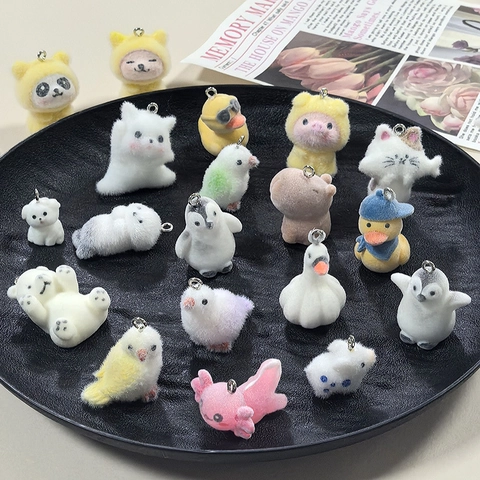 Ciondoli Animali Mini Floccati in Resina Panda Pinguino Lontra per Orecchini Portachiavi Decorazione Borse Accessori Gioielli Fai-da-te