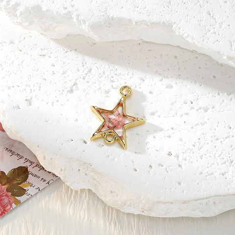 Geometric Alloy Resin Dried Flower Pendants For DIY Jewelry Making Gold Frame Real Pink Botanical Floral Charm For Necklace Earring Keychain