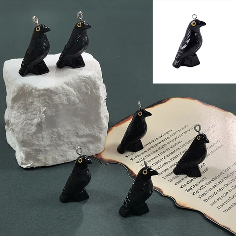 Resin Raven Crow Pendant Animal Shape Black Bird Charm With Metal Loop For Halloween Gothic DIY Jewelry Making Accessory