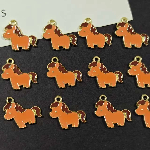 Ciondolo a Forma di Pony in Lega Smaltata per Fai da Te Creazione Gioielli Orecchini Collana Portachiavi Artigianato Animale Accessorio