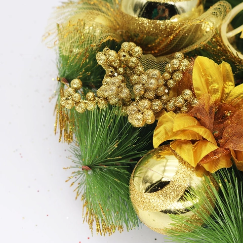Goldener Weihnachtskranz Künstliche Kiefernnadel Dekoration Mit Metallischen Kugeln Schleifen Und Blumen Für Die Haustür Wand