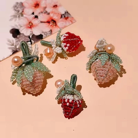 Handmade Beaded Strawberry Fruit Pendant DIY Artificial Pearl Charms For Earrings Keychains Jewelry Making Accessories Red Pink