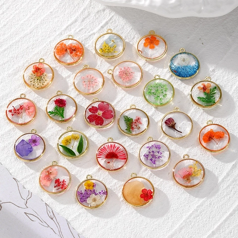 Ciondolo in Resina a Forma di Fiore Essiccato Rotondo Fatto a Mano Fai da Te Cornice in Lega Dorata Glitter Margherita Ciondolo