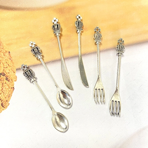 Antique Alloy Cutlery Charms Crown Top Knife Fork Spoon Pendants For DIY Jewelry Making Necklaces Earrings Accessories