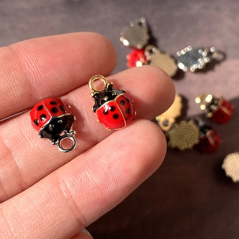 Pendentif Coccinelle en Alliage Émaillé Charms Animaux Insectes pour Création de Colliers Boucles d'Oreilles DIY Accessoires Bijoux Artisanat