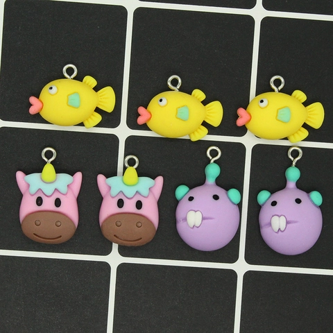 Charms Animaux en Résine Dessin Animé Monstre Vache Poisson Pendentifs DIY pour Collier Boucles d'Oreilles Porte-clés Accessoires
